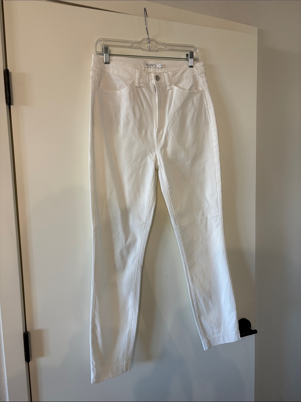 Peter Millar White Cotton Blend Pants with Crown-Emblem Button